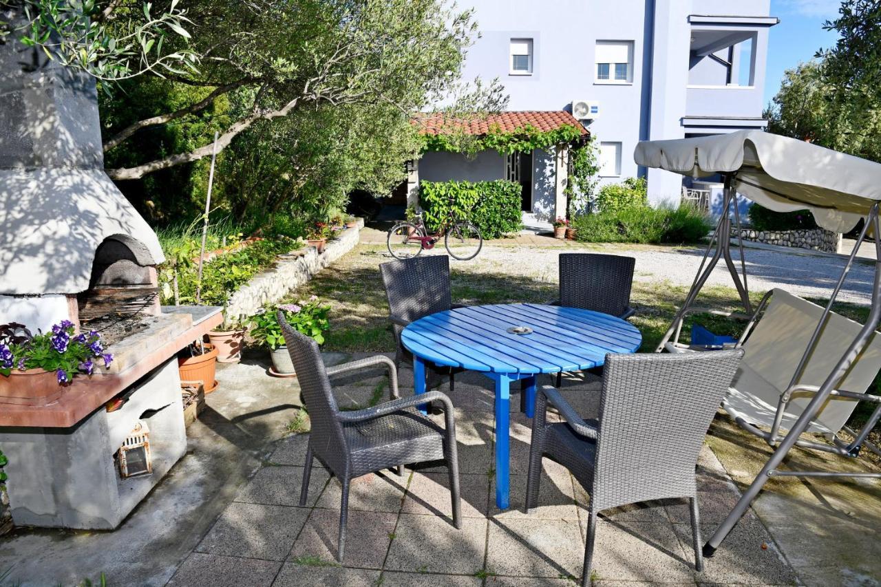 Apartmani Novotny Plavi Banjol Exterior foto